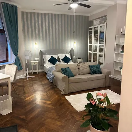 Heart Of Kazimierz Close To Wawel Castle